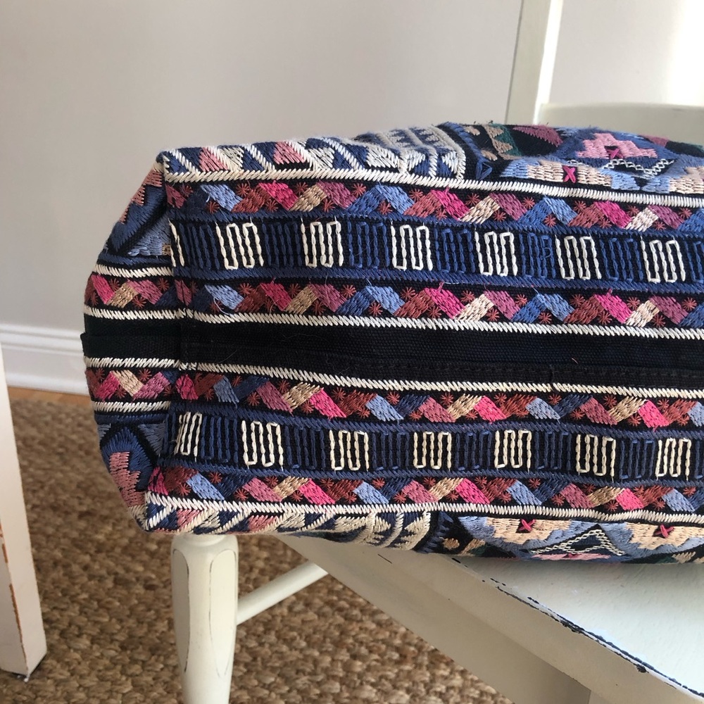 New: Johnny Was Embroidered Tote with Pom Tassels - Picture 13 of 14